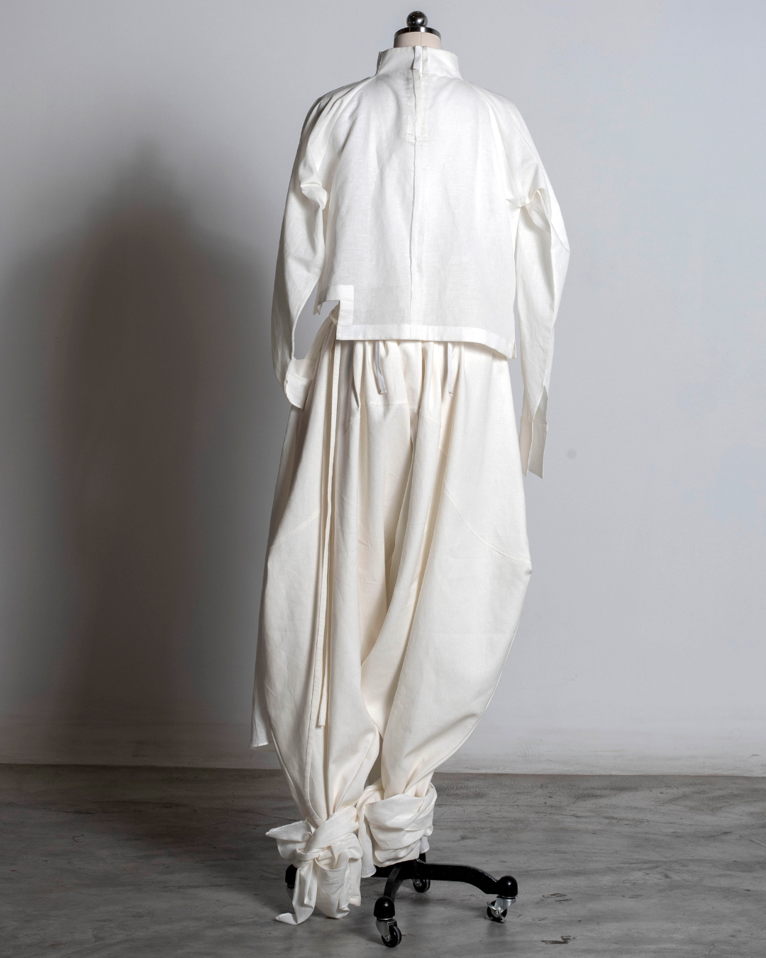 LOOK 3