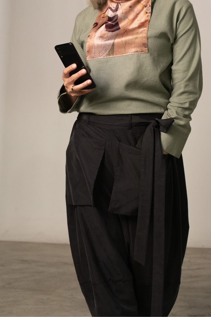 Ichirinso balloon pants in charcoal stonewash