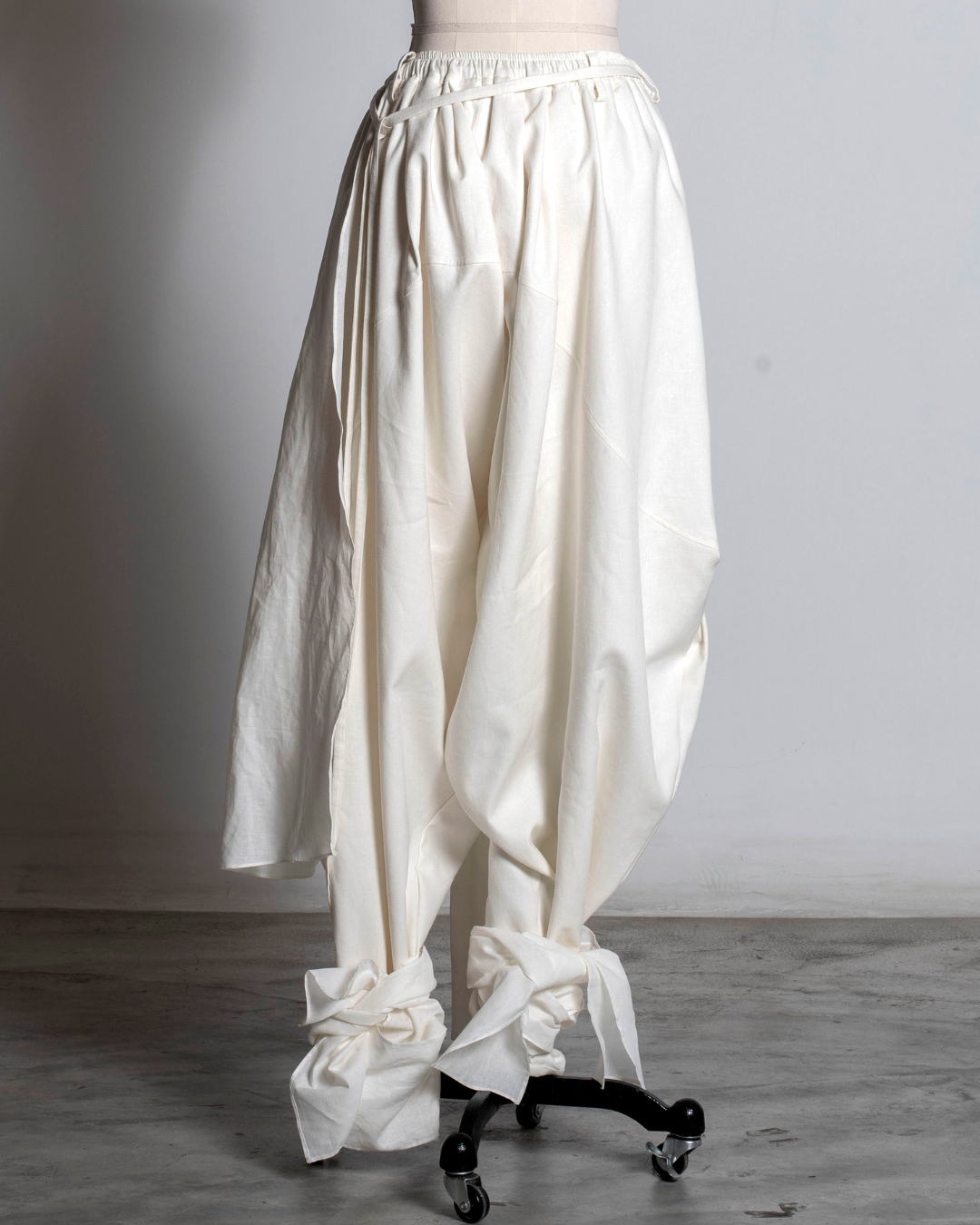LOOK 3