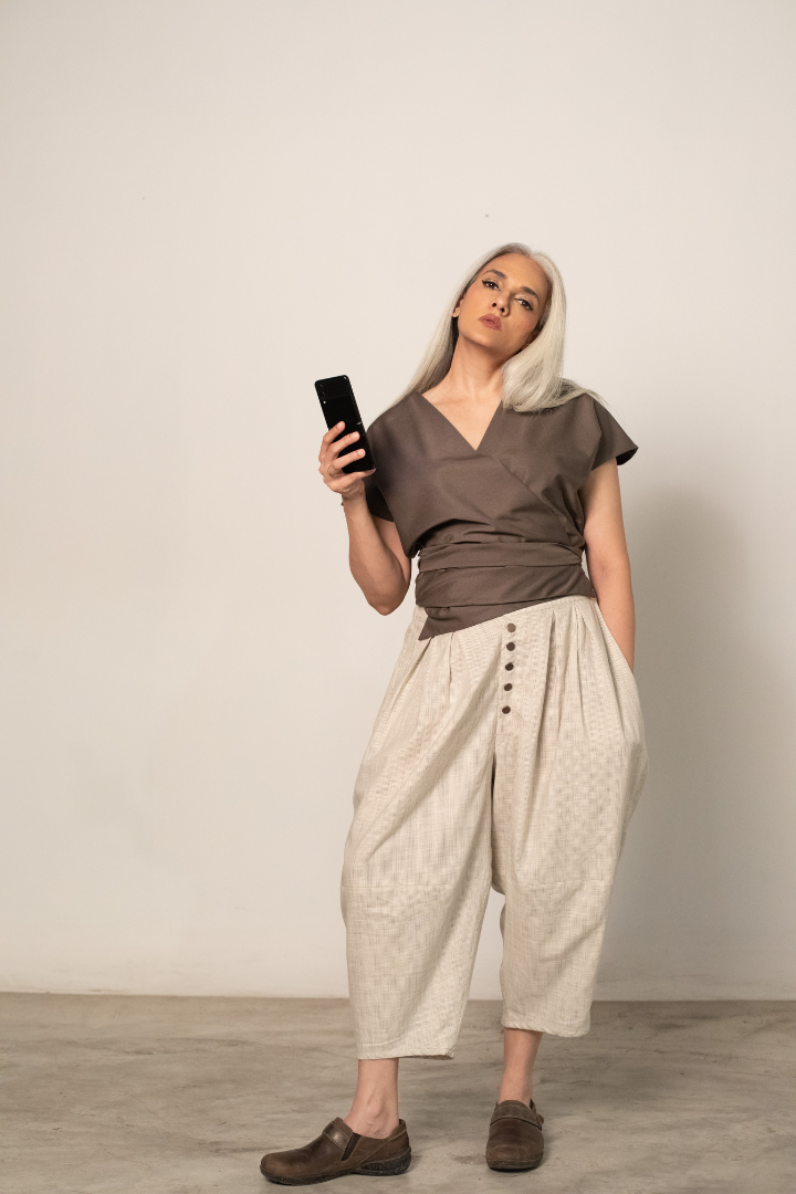 KAIDO balloon pants in soft beige cotton weave with lining