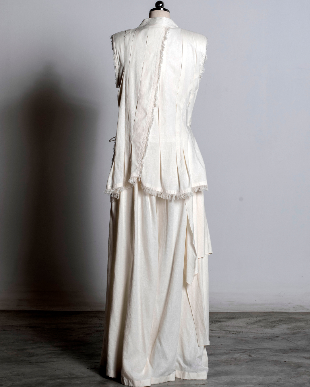 LOOK 12