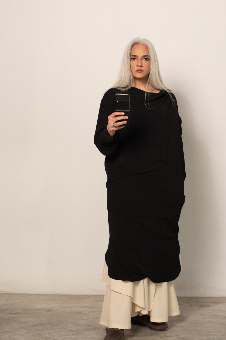 SUISEN long line with cowl neck shirt in georgette