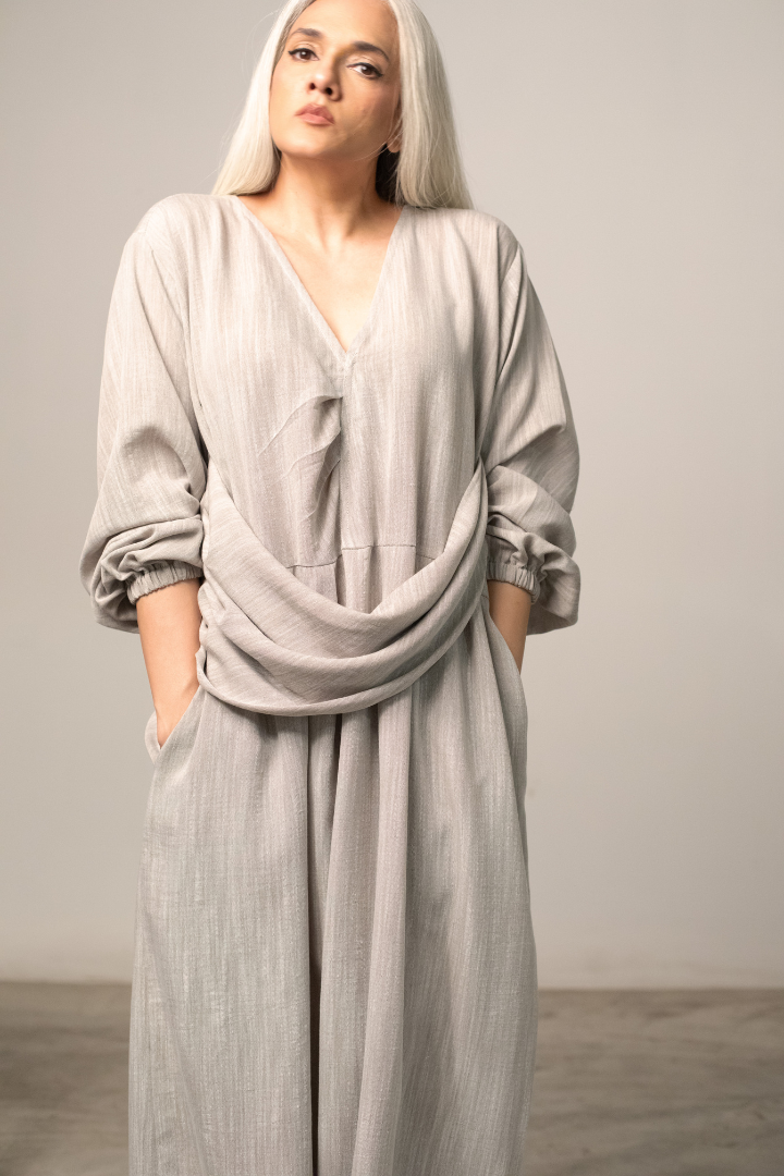 Asagao long dress in linen feat. attached drape