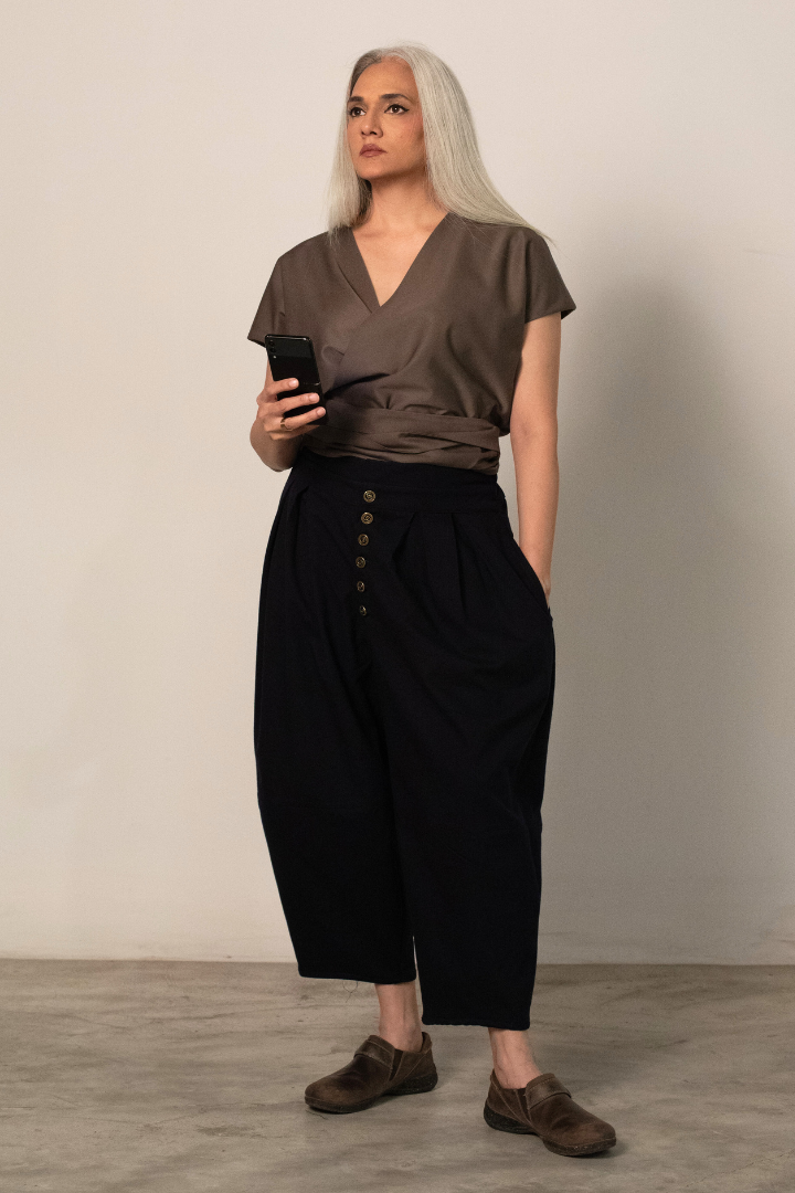 KAIDO balloon pants in dark blue woolen suiting