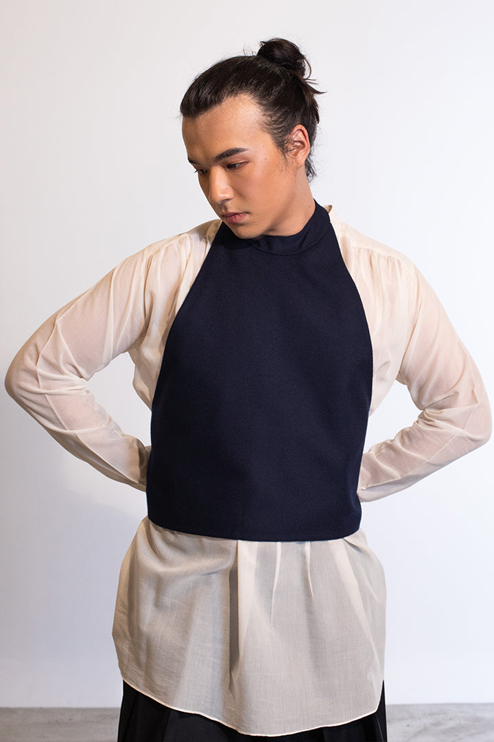 Karasu Vest In Fine Wool / Unisex