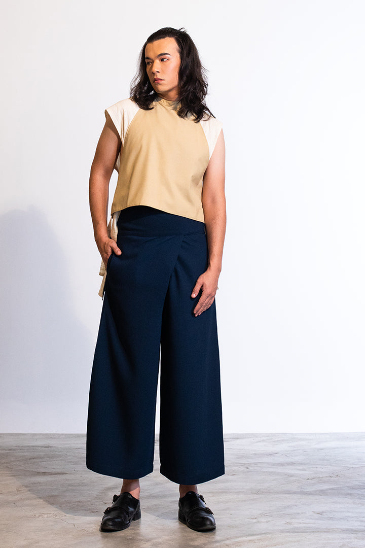 Karasu Vest In Tropical (Beige) / Unisex
